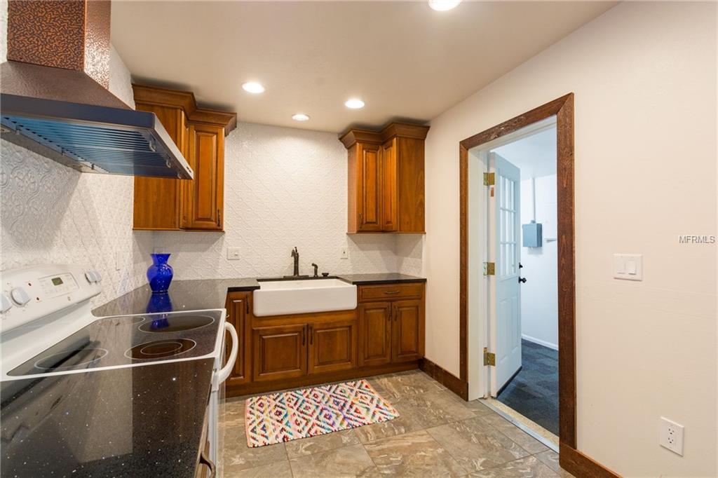 2320 51ST AVENUE E, BRADENTON, Florida 34203, 3 Bedrooms Bedrooms, 7 Rooms Rooms,2 BathroomsBathrooms,Residential,For sale,51ST,A4204581