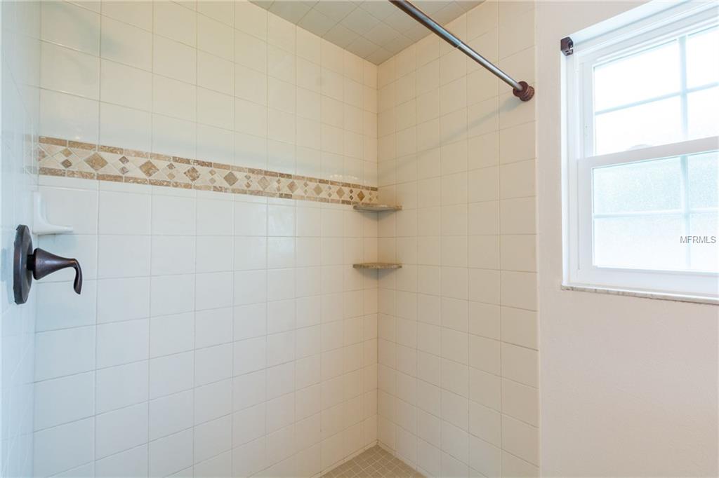 2320 51ST AVENUE E, BRADENTON, Florida 34203, 3 Bedrooms Bedrooms, 7 Rooms Rooms,2 BathroomsBathrooms,Residential,For sale,51ST,A4204581