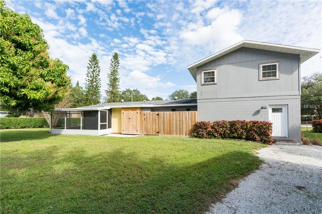 2320 51ST AVENUE E, BRADENTON, Florida 34203, 3 Bedrooms Bedrooms, 7 Rooms Rooms,2 BathroomsBathrooms,Residential,For sale,51ST,A4204581