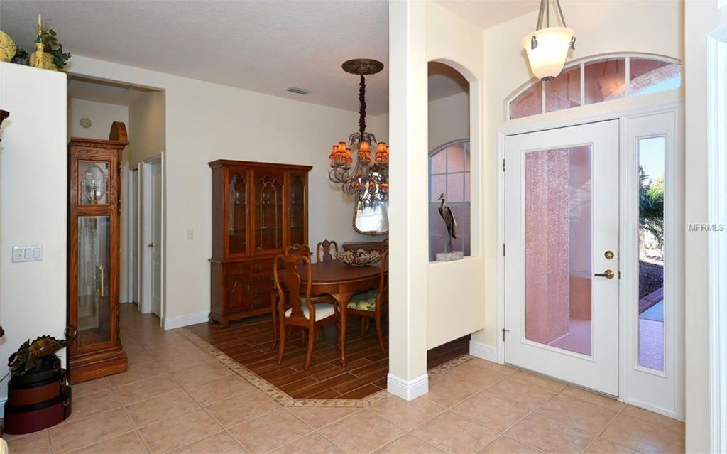4820 FLAGSTONE DRIVE, SARASOTA, Florida 34238, 3 Bedrooms Bedrooms, 12 Rooms Rooms,2 BathroomsBathrooms,Residential,For sale,FLAGSTONE,A4206122