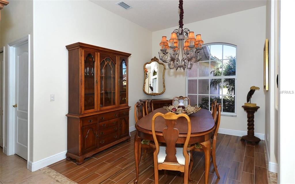 4820 FLAGSTONE DRIVE, SARASOTA, Florida 34238, 3 Bedrooms Bedrooms, 12 Rooms Rooms,2 BathroomsBathrooms,Residential,For sale,FLAGSTONE,A4206122