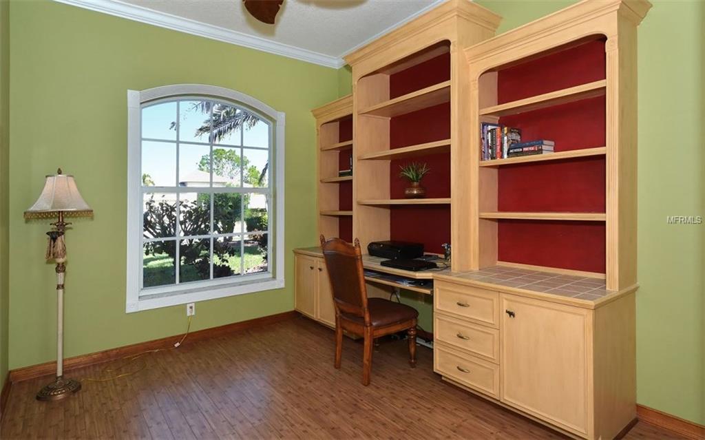 4820 FLAGSTONE DRIVE, SARASOTA, Florida 34238, 3 Bedrooms Bedrooms, 12 Rooms Rooms,2 BathroomsBathrooms,Residential,For sale,FLAGSTONE,A4206122