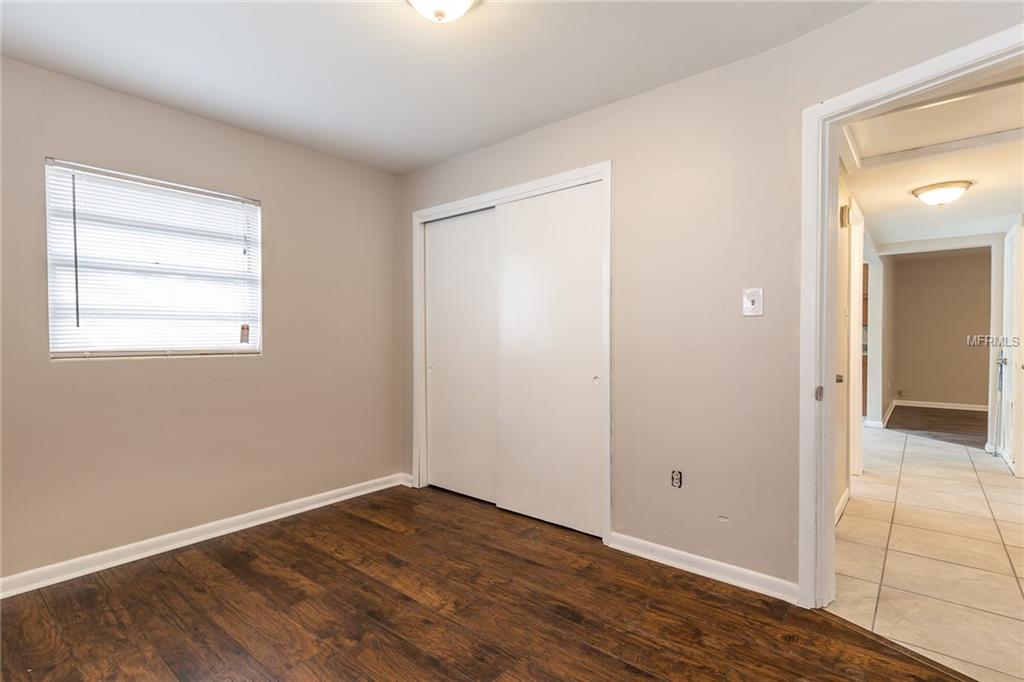 5015 KEITH PLACE, ORLANDO, Florida 32808, 4 Bedrooms Bedrooms, 3 Rooms Rooms,1 BathroomBathrooms,Residential,For sale,KEITH,T2922987