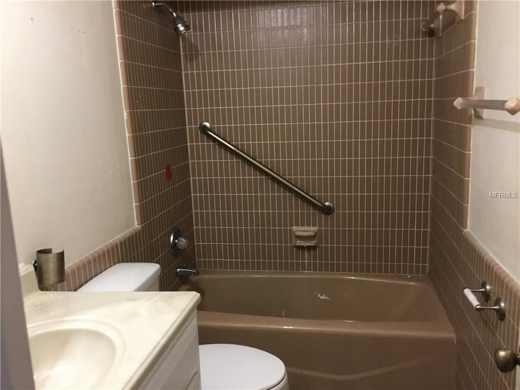 677 GAINES STREET NW, PORT CHARLOTTE, Florida 33952, 3 Bedrooms Bedrooms, 5 Rooms Rooms,2 BathroomsBathrooms,Residential,For sale,GAINES,C7248057