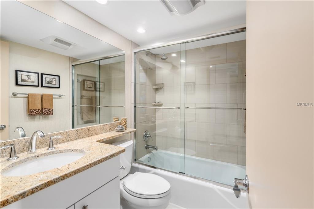 707 S GULFSTREAM AVENUE, SARASOTA, Florida 34236, 2 Bedrooms Bedrooms, 5 Rooms Rooms,2 BathroomsBathrooms,Residential,For sale,GULFSTREAM,A4208256