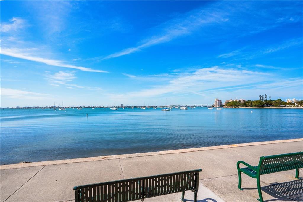 707 S GULFSTREAM AVENUE, SARASOTA, Florida 34236, 2 Bedrooms Bedrooms, 5 Rooms Rooms,2 BathroomsBathrooms,Residential,For sale,GULFSTREAM,A4208256