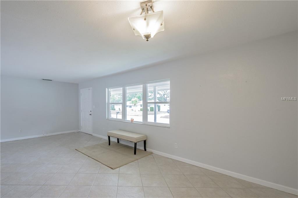 2640 REGATTA DRIVE, SARASOTA, Florida 34231, 2 Bedrooms Bedrooms, 8 Rooms Rooms,2 BathroomsBathrooms,Residential,For sale,REGATTA,A4208611