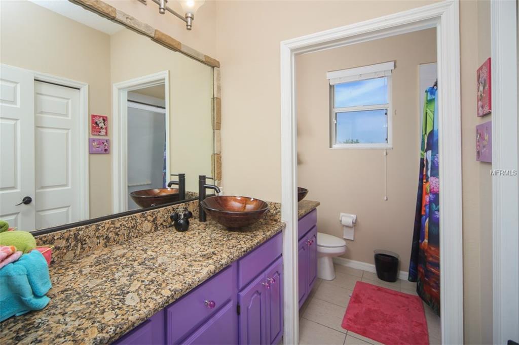 6136 9TH AVENUE CIRCLE NE, BRADENTON, Florida 34212, 5 Bedrooms Bedrooms, 9 Rooms Rooms,3 BathroomsBathrooms,Residential,For sale,9TH AVENUE,A4209208