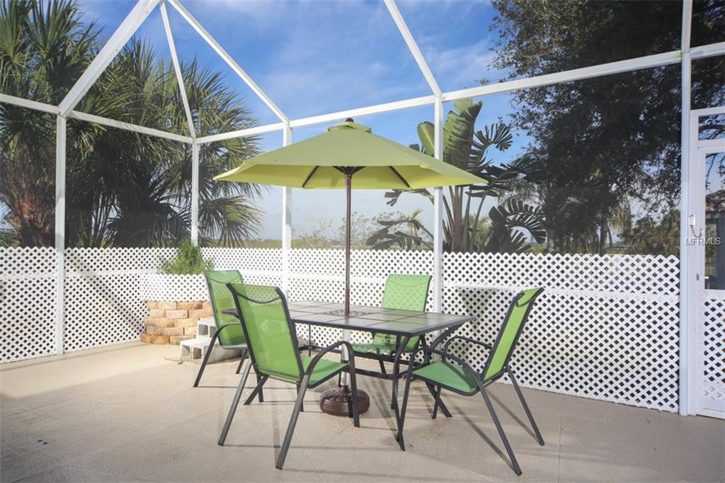 6136 9TH AVENUE CIRCLE NE, BRADENTON, Florida 34212, 5 Bedrooms Bedrooms, 9 Rooms Rooms,3 BathroomsBathrooms,Residential,For sale,9TH AVENUE,A4209208