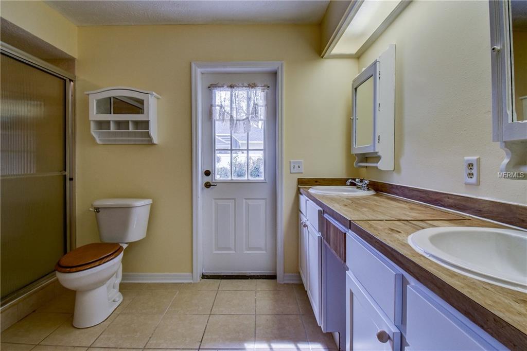 2108 W FORE DRIVE, TAMPA, Florida 33612, 4 Bedrooms Bedrooms, 9 Rooms Rooms,3 BathroomsBathrooms,Residential,For sale,FORE,T2927472