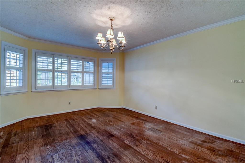 2108 W FORE DRIVE, TAMPA, Florida 33612, 4 Bedrooms Bedrooms, 9 Rooms Rooms,3 BathroomsBathrooms,Residential,For sale,FORE,T2927472