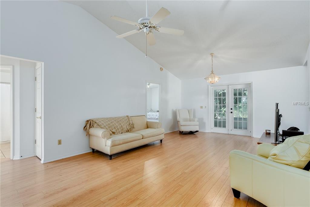 1019 LAKE ELSIE DRIVE, TAVARES, Florida 32778, 3 Bedrooms Bedrooms, 6 Rooms Rooms,2 BathroomsBathrooms,Residential,For sale,LAKE ELSIE,G4852658