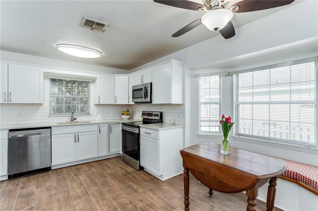 1019 LAKE ELSIE DRIVE, TAVARES, Florida 32778, 3 Bedrooms Bedrooms, 6 Rooms Rooms,2 BathroomsBathrooms,Residential,For sale,LAKE ELSIE,G4852658