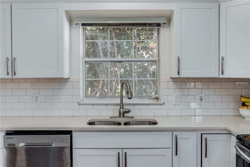 1019 LAKE ELSIE DRIVE, TAVARES, Florida 32778, 3 Bedrooms Bedrooms, 6 Rooms Rooms,2 BathroomsBathrooms,Residential,For sale,LAKE ELSIE,G4852658