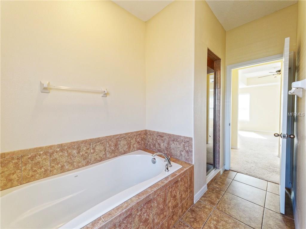 8048 CRUSHED PEPPER AVENUE, ORLANDO, Florida 32817, 4 Bedrooms Bedrooms, 11 Rooms Rooms,3 BathroomsBathrooms,Residential,For sale,CRUSHED PEPPER,O5561725