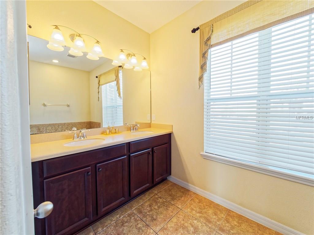 8048 CRUSHED PEPPER AVENUE, ORLANDO, Florida 32817, 4 Bedrooms Bedrooms, 11 Rooms Rooms,3 BathroomsBathrooms,Residential,For sale,CRUSHED PEPPER,O5561725