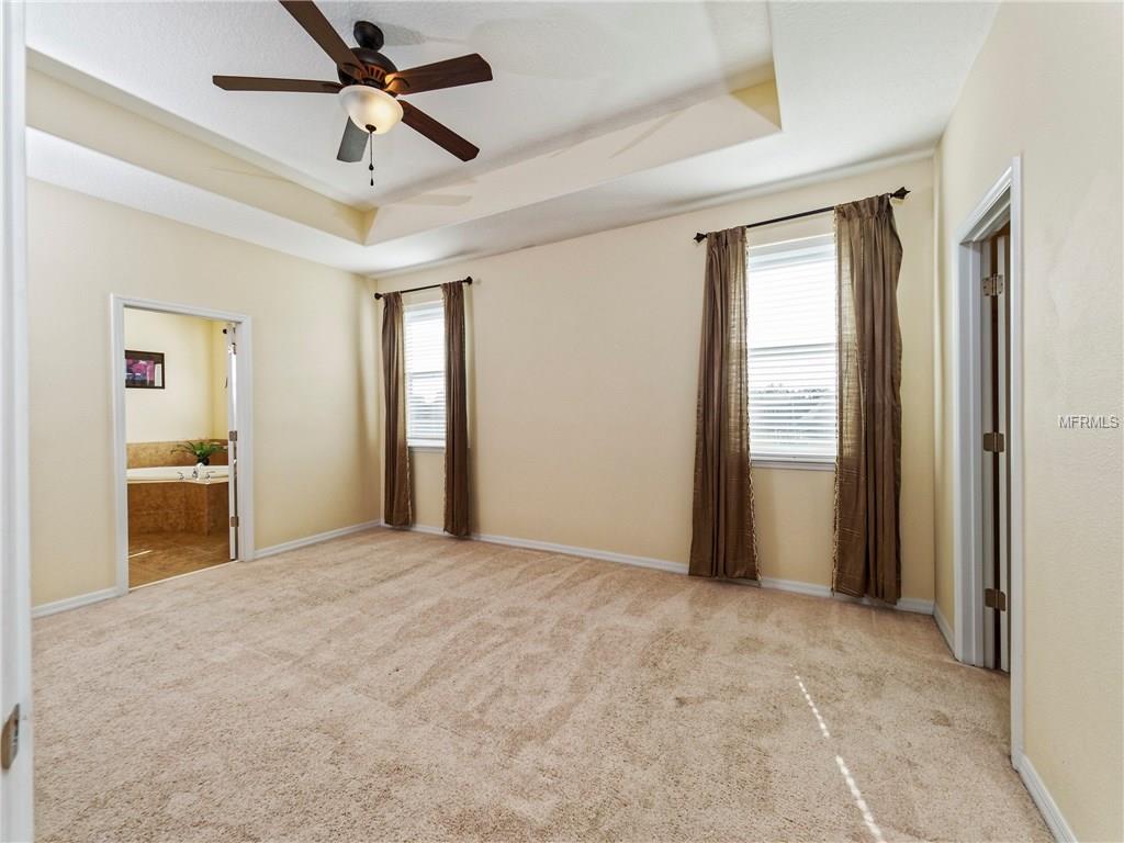 8048 CRUSHED PEPPER AVENUE, ORLANDO, Florida 32817, 4 Bedrooms Bedrooms, 11 Rooms Rooms,3 BathroomsBathrooms,Residential,For sale,CRUSHED PEPPER,O5561725