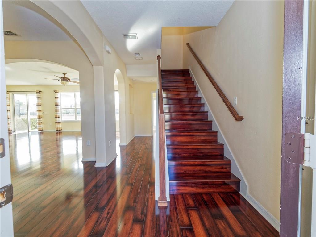 8048 CRUSHED PEPPER AVENUE, ORLANDO, Florida 32817, 4 Bedrooms Bedrooms, 11 Rooms Rooms,3 BathroomsBathrooms,Residential,For sale,CRUSHED PEPPER,O5561725