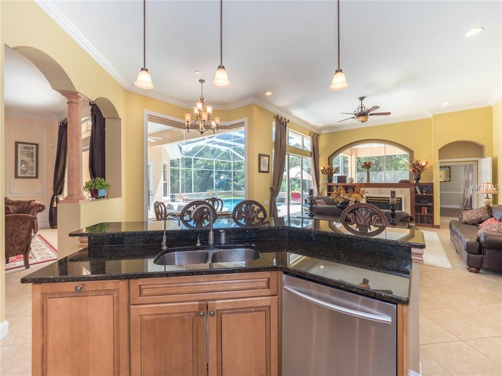 6915 CUMBERLAND TERRACE, UNIVERSITY PARK, Florida 34201, 4 Bedrooms Bedrooms, 8 Rooms Rooms,3 BathroomsBathrooms,Residential,For sale,CUMBERLAND,A4194368