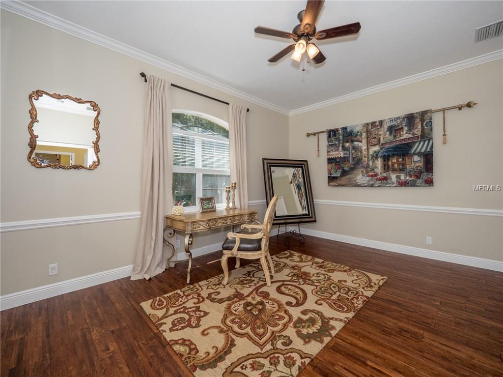 6915 CUMBERLAND TERRACE, UNIVERSITY PARK, Florida 34201, 4 Bedrooms Bedrooms, 8 Rooms Rooms,3 BathroomsBathrooms,Residential,For sale,CUMBERLAND,A4194368