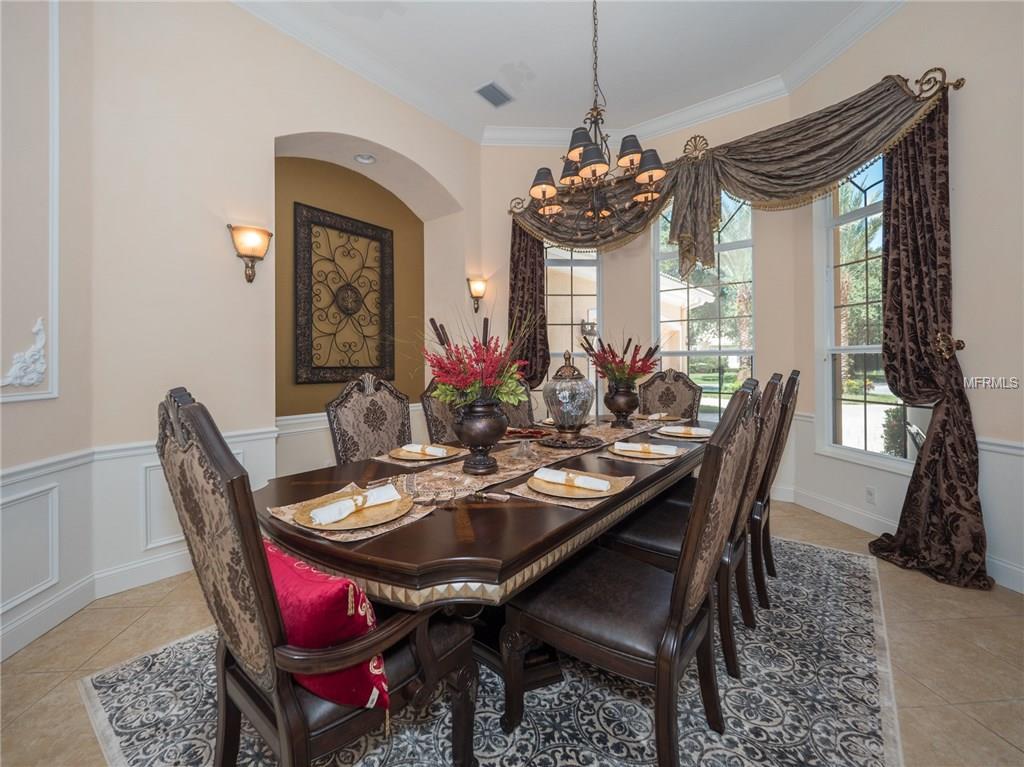 6915 CUMBERLAND TERRACE, UNIVERSITY PARK, Florida 34201, 4 Bedrooms Bedrooms, 8 Rooms Rooms,3 BathroomsBathrooms,Residential,For sale,CUMBERLAND,A4194368