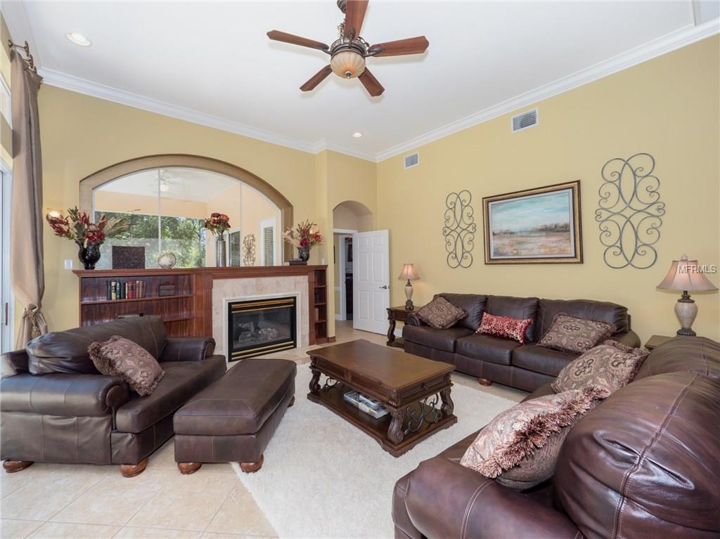 6915 CUMBERLAND TERRACE, UNIVERSITY PARK, Florida 34201, 4 Bedrooms Bedrooms, 8 Rooms Rooms,3 BathroomsBathrooms,Residential,For sale,CUMBERLAND,A4194368