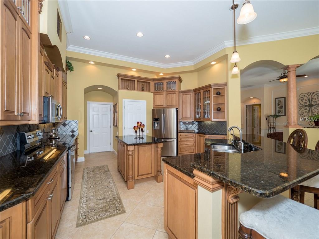 6915 CUMBERLAND TERRACE, UNIVERSITY PARK, Florida 34201, 4 Bedrooms Bedrooms, 8 Rooms Rooms,3 BathroomsBathrooms,Residential,For sale,CUMBERLAND,A4194368