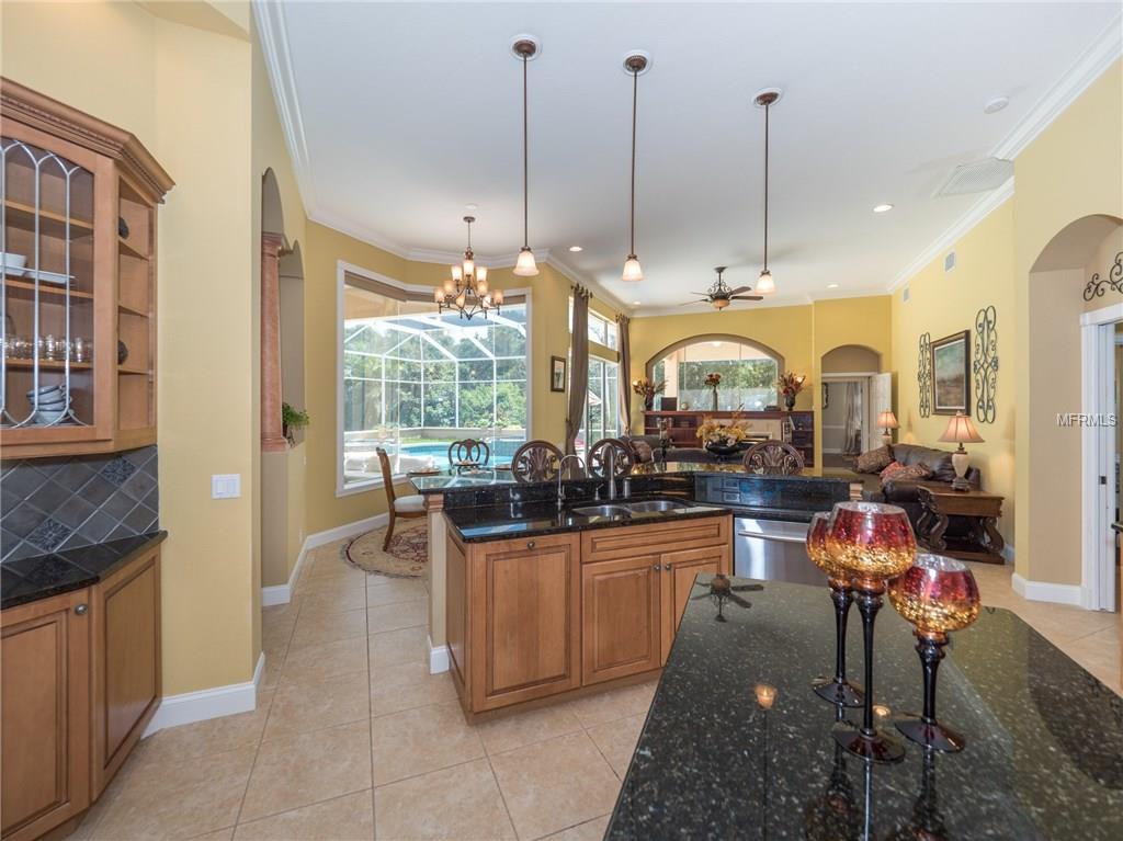 6915 CUMBERLAND TERRACE, UNIVERSITY PARK, Florida 34201, 4 Bedrooms Bedrooms, 8 Rooms Rooms,3 BathroomsBathrooms,Residential,For sale,CUMBERLAND,A4194368