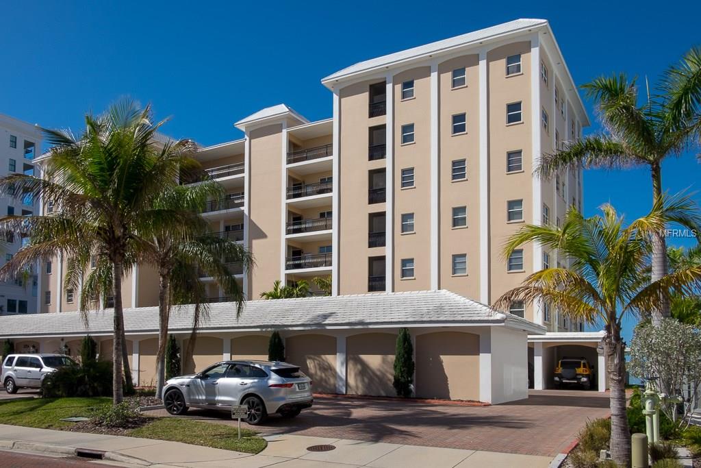 226 GOLDEN GATE POINT, SARASOTA, Florida 34236, 2 Bedrooms Bedrooms, 6 Rooms Rooms,2 BathroomsBathrooms,Residential,For sale,GOLDEN GATE,A4205466