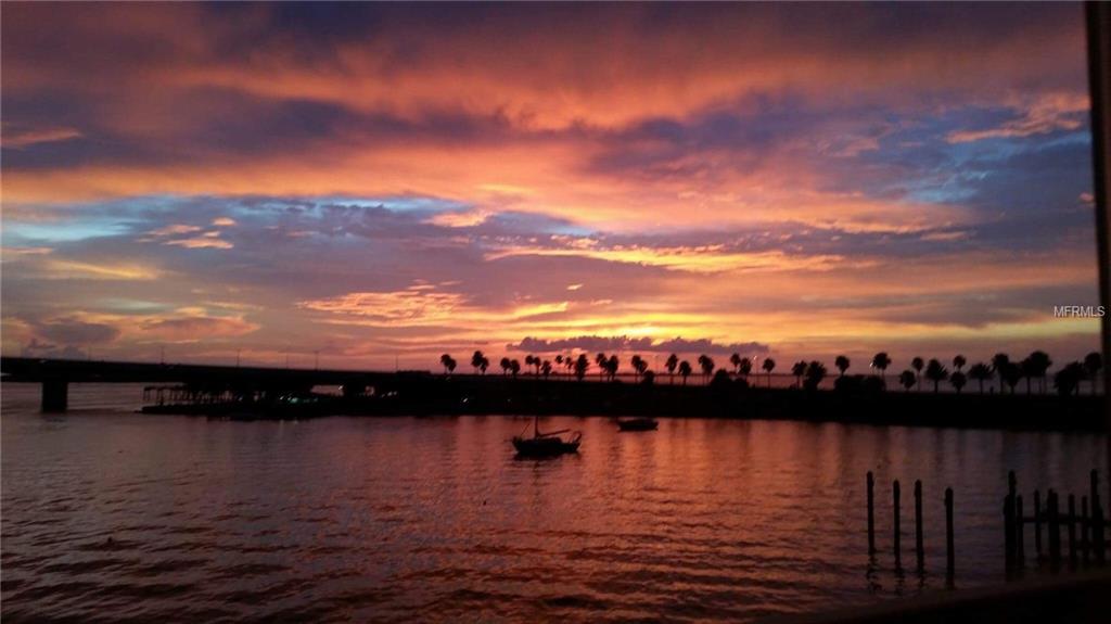 226 GOLDEN GATE POINT, SARASOTA, Florida 34236, 2 Bedrooms Bedrooms, 6 Rooms Rooms,2 BathroomsBathrooms,Residential,For sale,GOLDEN GATE,A4205466