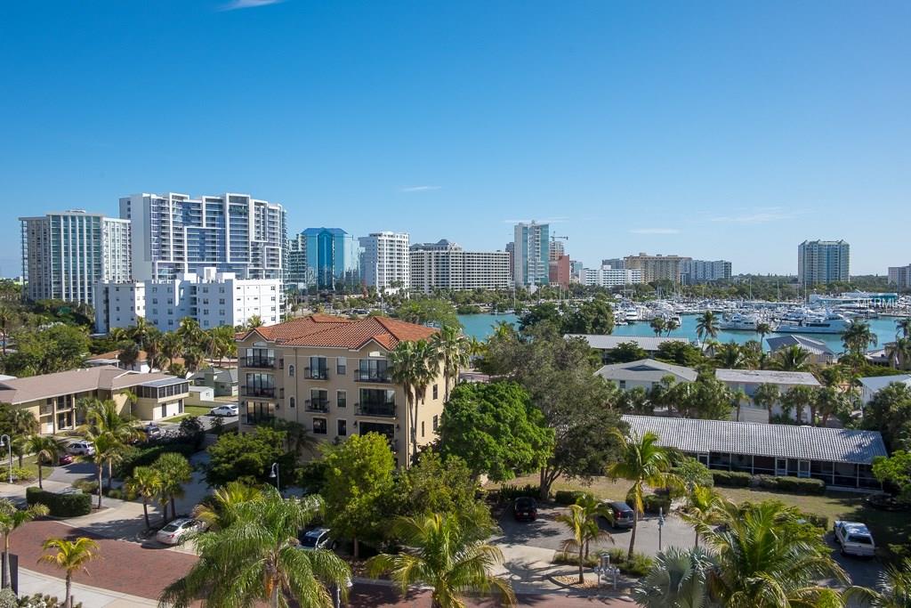 226 GOLDEN GATE POINT, SARASOTA, Florida 34236, 2 Bedrooms Bedrooms, 6 Rooms Rooms,2 BathroomsBathrooms,Residential,For sale,GOLDEN GATE,A4205466