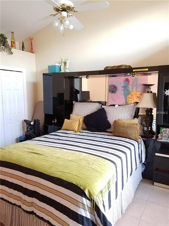 247 OAK CHASE PL, DAVENPORT, Florida 33896, 3 Bedrooms Bedrooms, 6 Rooms Rooms,3 BathroomsBathrooms,Residential,For sale,OAK CHASE PL,P4718551