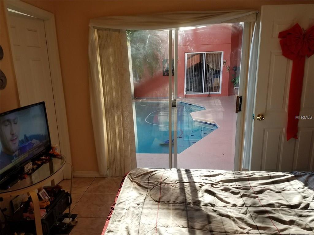 247 OAK CHASE PL, DAVENPORT, Florida 33896, 3 Bedrooms Bedrooms, 6 Rooms Rooms,3 BathroomsBathrooms,Residential,For sale,OAK CHASE PL,P4718551