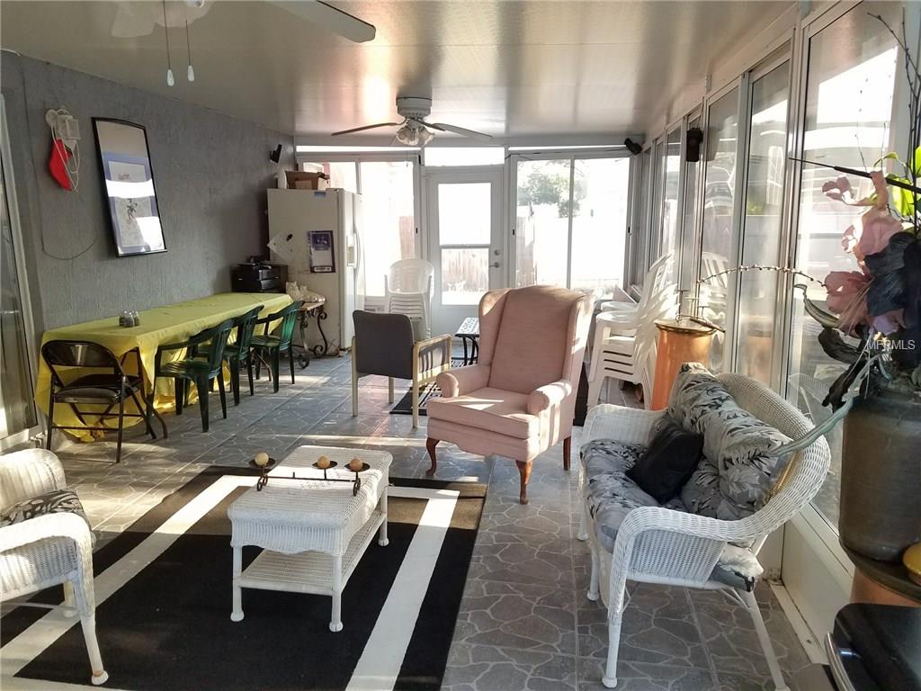 247 OAK CHASE PL, DAVENPORT, Florida 33896, 3 Bedrooms Bedrooms, 6 Rooms Rooms,3 BathroomsBathrooms,Residential,For sale,OAK CHASE PL,P4718551