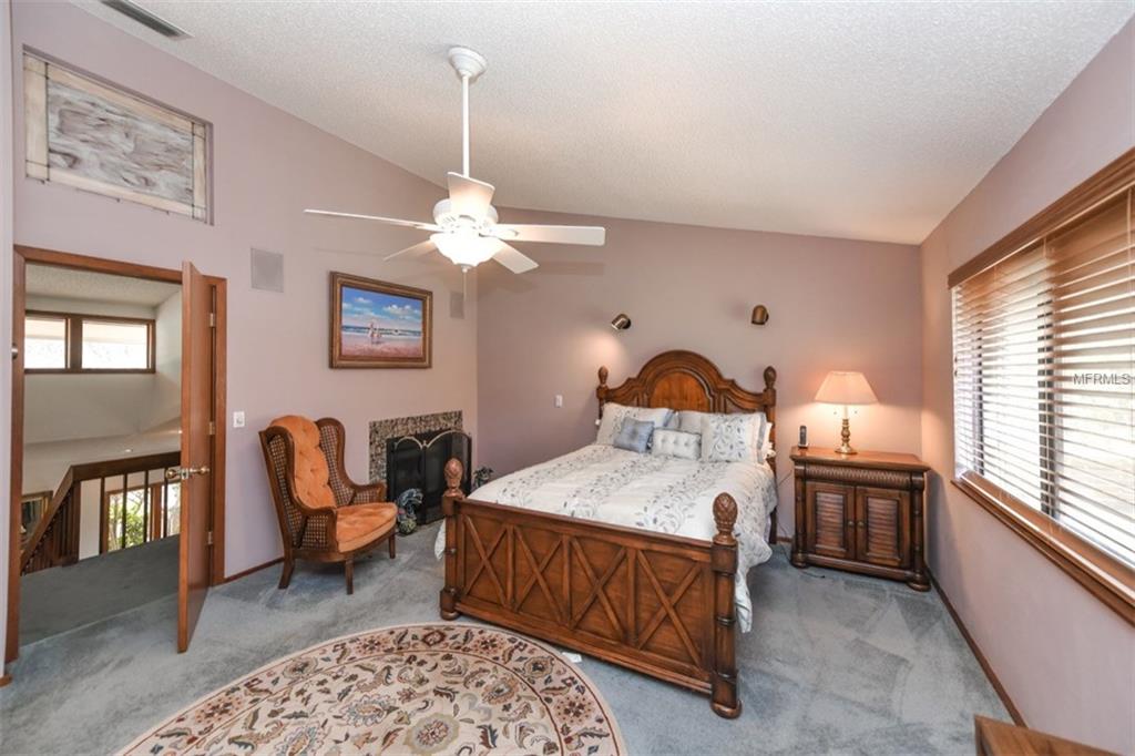 4828 GREYMOSS LANE, SARASOTA, Florida 34233, 3 Bedrooms Bedrooms, 9 Rooms Rooms,2 BathroomsBathrooms,Residential,For sale,GREYMOSS,A4207308