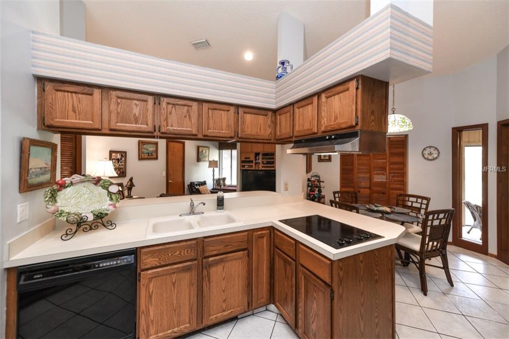 4828 GREYMOSS LANE, SARASOTA, Florida 34233, 3 Bedrooms Bedrooms, 9 Rooms Rooms,2 BathroomsBathrooms,Residential,For sale,GREYMOSS,A4207308