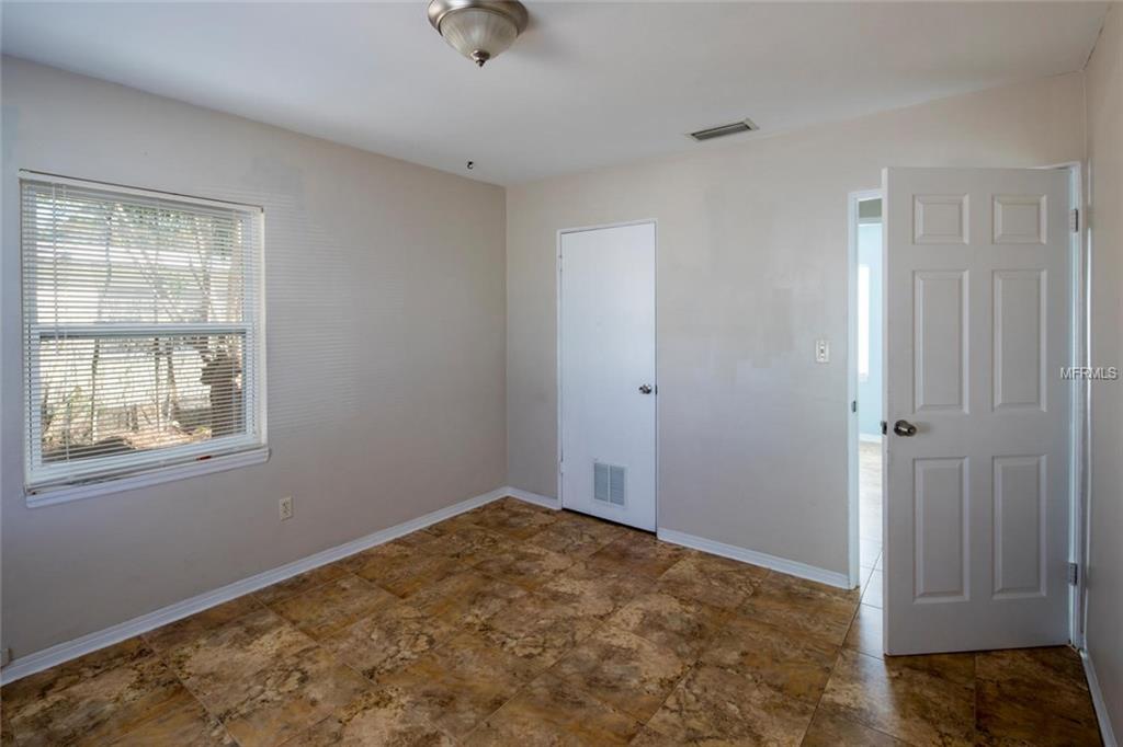 1149 GLENWOOD DRIVE, DUNEDIN, Florida 34698, 2 Bedrooms Bedrooms, 5 Rooms Rooms,1 BathroomBathrooms,Residential,For sale,GLENWOOD,U7846745