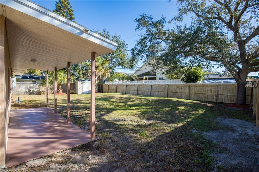 1149 GLENWOOD DRIVE, DUNEDIN, Florida 34698, 2 Bedrooms Bedrooms, 5 Rooms Rooms,1 BathroomBathrooms,Residential,For sale,GLENWOOD,U7846745