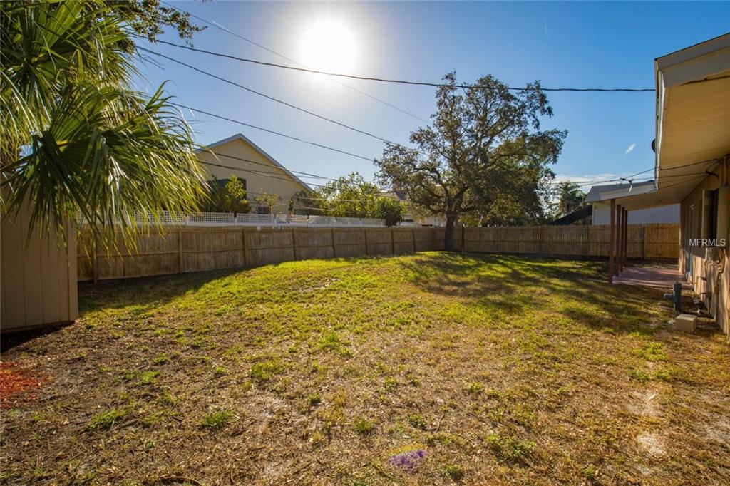 1149 GLENWOOD DRIVE, DUNEDIN, Florida 34698, 2 Bedrooms Bedrooms, 5 Rooms Rooms,1 BathroomBathrooms,Residential,For sale,GLENWOOD,U7846745
