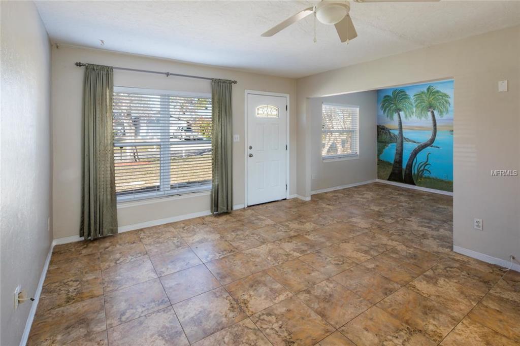 1149 GLENWOOD DRIVE, DUNEDIN, Florida 34698, 2 Bedrooms Bedrooms, 5 Rooms Rooms,1 BathroomBathrooms,Residential,For sale,GLENWOOD,U7846745