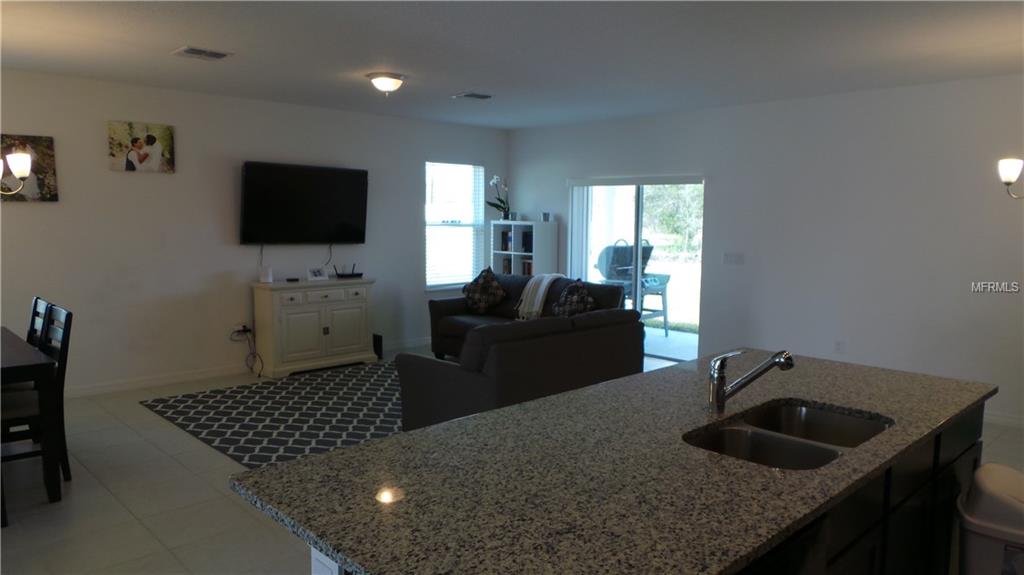 155 CAMBRIA GROVE CIRCLE, DAVENPORT, Florida 33837, 3 Bedrooms Bedrooms, 5 Rooms Rooms,2 BathroomsBathrooms,Residential,For sale,CAMBRIA GROVE,P4718984