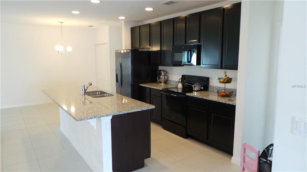 155 CAMBRIA GROVE CIRCLE, DAVENPORT, Florida 33837, 3 Bedrooms Bedrooms, 5 Rooms Rooms,2 BathroomsBathrooms,Residential,For sale,CAMBRIA GROVE,P4718984