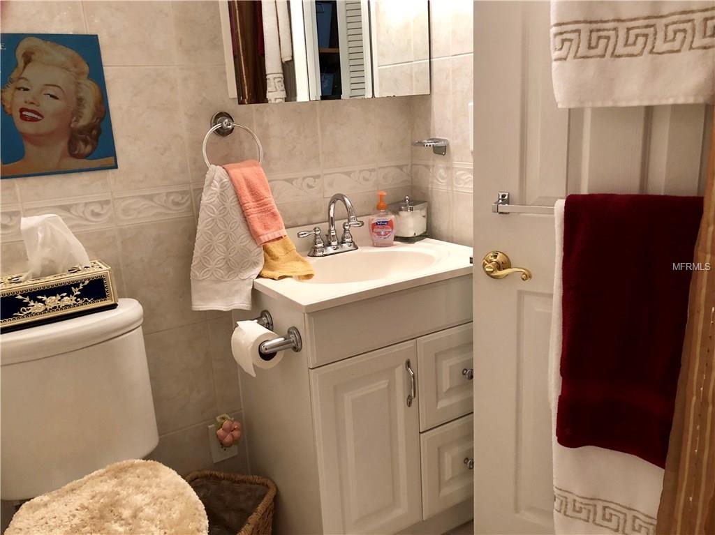 3507 W AZEELE STREET, TAMPA, Florida 33609, 2 Bedrooms Bedrooms, 6 Rooms Rooms,1 BathroomBathrooms,Residential,For sale,AZEELE,T2928047