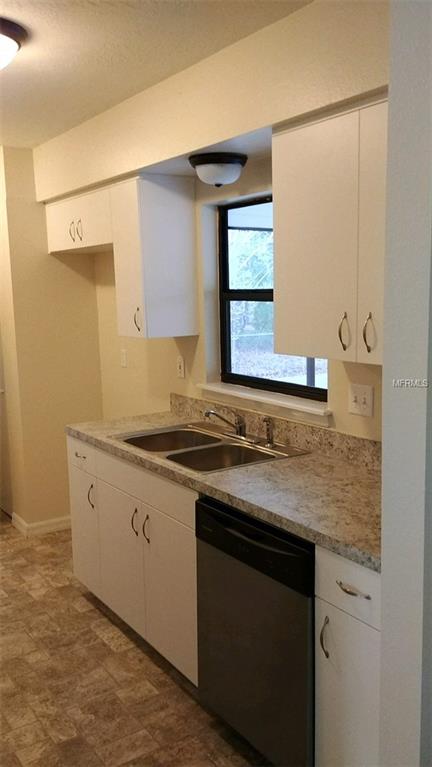 37 PECAN PASS TRAIL, OCALA, Florida 34472, 3 Bedrooms Bedrooms, 3 Rooms Rooms,2 BathroomsBathrooms,Residential,For sale,PECAN PASS,G4852799