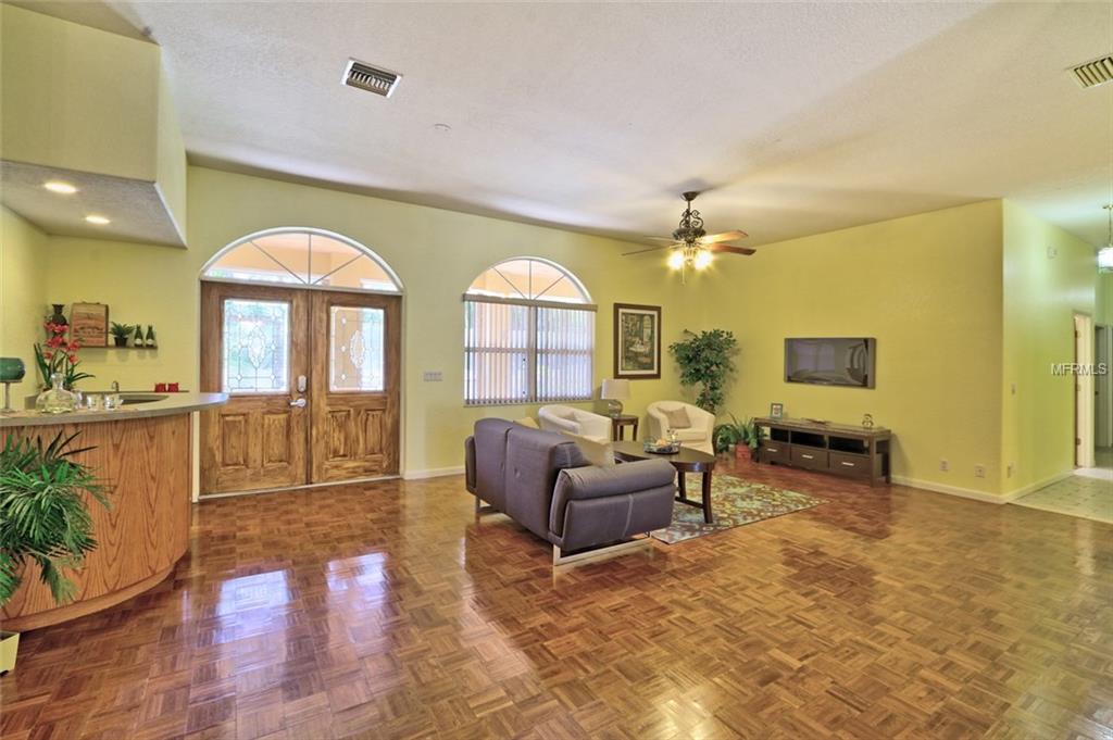 13750 77TH AVENUE, SEMINOLE, Florida 33776, 4 Bedrooms Bedrooms, 3 Rooms Rooms,3 BathroomsBathrooms,Residential,For sale,77TH,U7837615