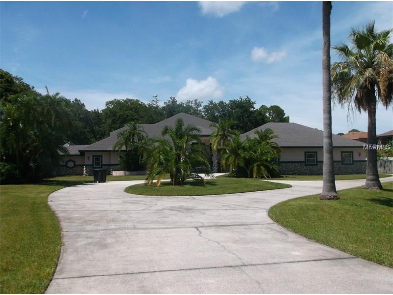 5901 94TH AVENUE N, PINELLAS PARK, Florida 33782, 4 Bedrooms Bedrooms, 5 Rooms Rooms,3 BathroomsBathrooms,Residential,For sale,94TH,W7636489