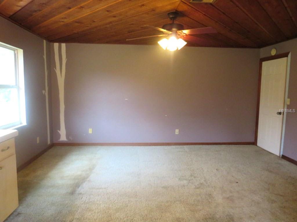 10301 LEHMAN ROAD, ORLANDO, Florida 32825, 3 Bedrooms Bedrooms, 8 Rooms Rooms,2 BathroomsBathrooms,Residential,For sale,LEHMAN,O5556144