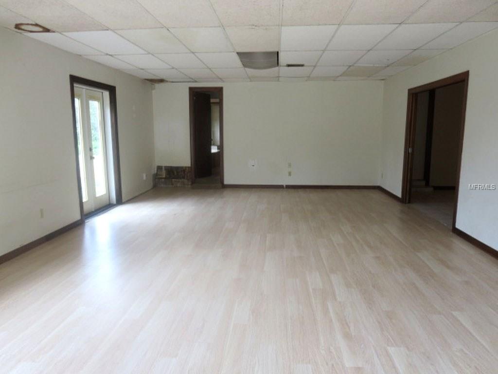 10301 LEHMAN ROAD, ORLANDO, Florida 32825, 3 Bedrooms Bedrooms, 8 Rooms Rooms,2 BathroomsBathrooms,Residential,For sale,LEHMAN,O5556144