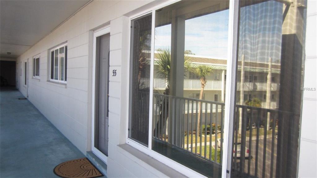 2071 AUSTRALIA WAY W, CLEARWATER, Florida 33763, 2 Bedrooms Bedrooms, 5 Rooms Rooms,2 BathroomsBathrooms,Residential,For sale,AUSTRALIA,U7845777