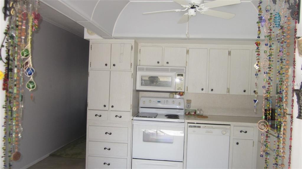 2071 AUSTRALIA WAY W, CLEARWATER, Florida 33763, 2 Bedrooms Bedrooms, 5 Rooms Rooms,2 BathroomsBathrooms,Residential,For sale,AUSTRALIA,U7845777